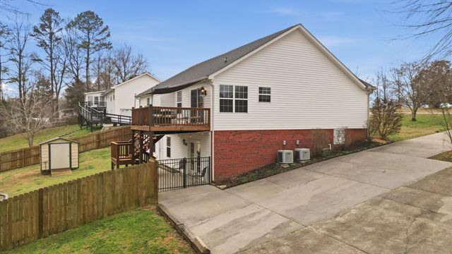 318 Eaglebend Drive, Cohutta, GA 30710