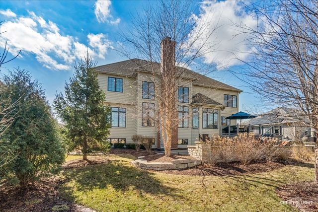 3680 Broadleaf Avenue, Elgin, IL 60124