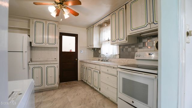 19 Marwill Street, Albany, NY 12209