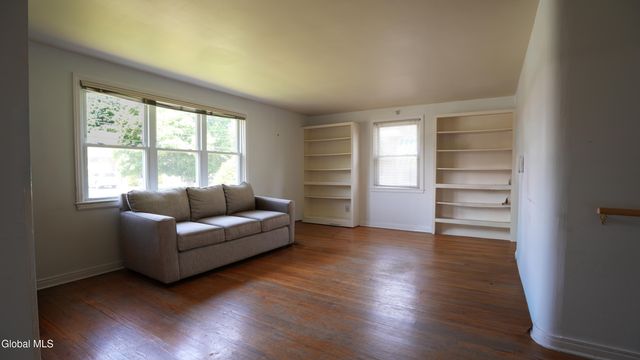 19 Marwill Street, Albany, NY 12209