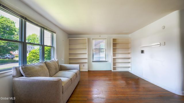 19 Marwill Street, Albany, NY 12209