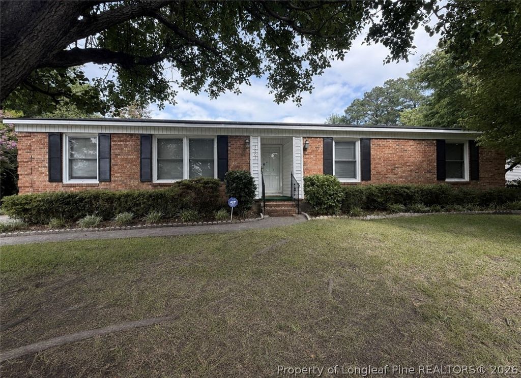 1501 Skycrest Drive, Fayetteville, NC 28304 — exterior