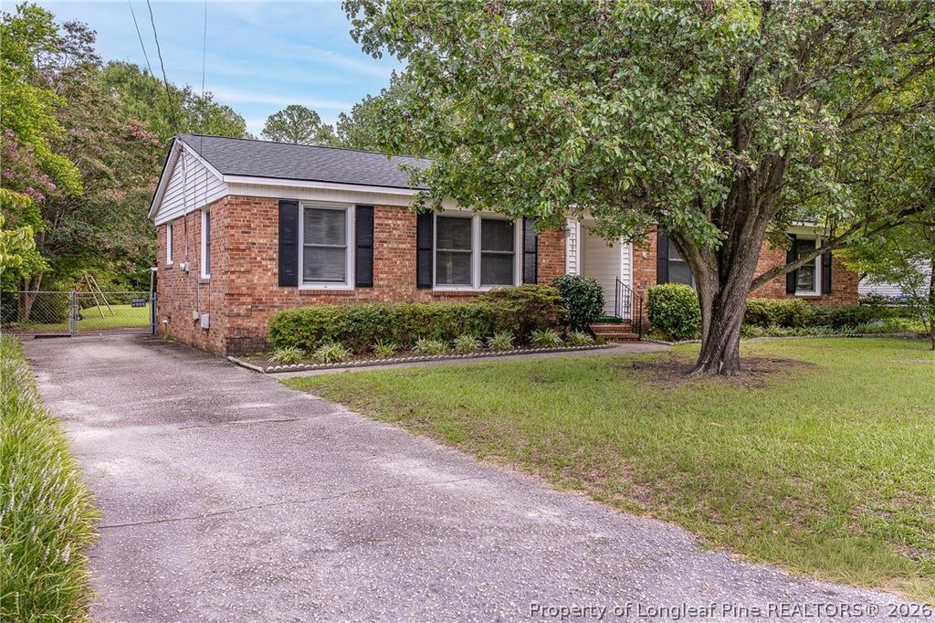 1501 Skycrest Drive, Fayetteville, NC 28304 — photo 3