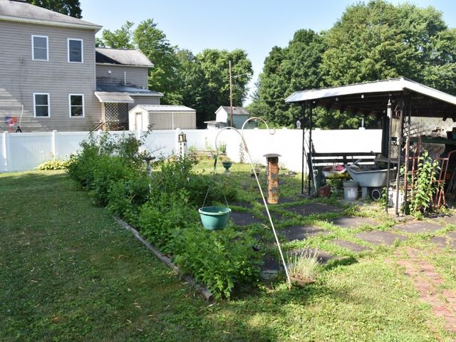 232 WILLOW Street, Meadville, PA 16335