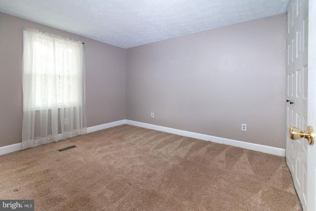 13626 OLD DAIRY RD, Herndon, VA 20171
