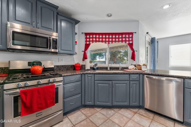 431 W 72nd Street, Rosamond, CA 93560