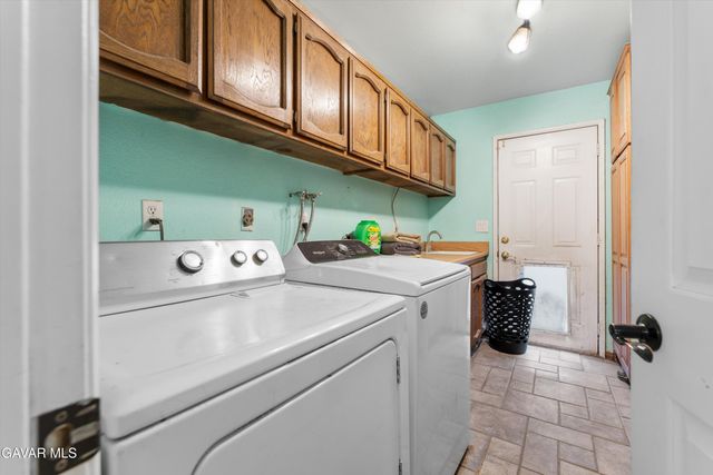 431 W 72nd Street, Rosamond, CA 93560