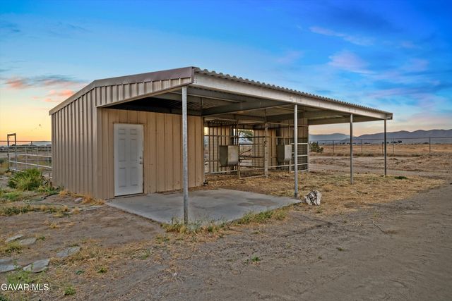 431 W 72nd Street, Rosamond, CA 93560
