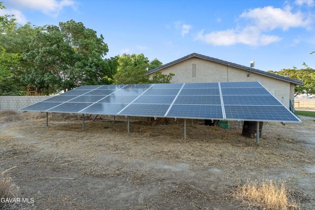 431 W 72nd Street, Rosamond, CA 93560