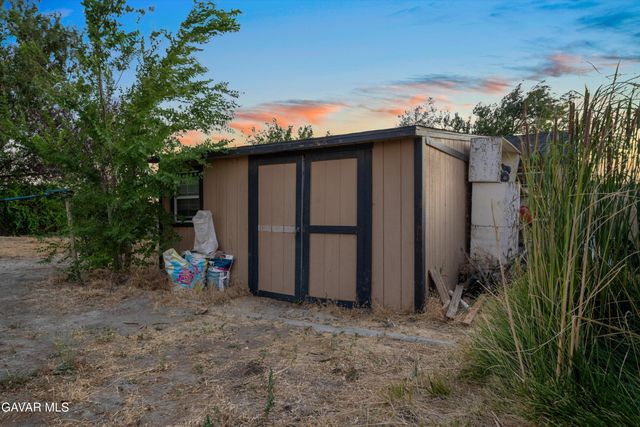 431 W 72nd Street, Rosamond, CA 93560