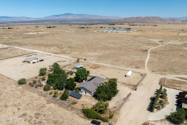 431 W 72nd Street, Rosamond, CA 93560