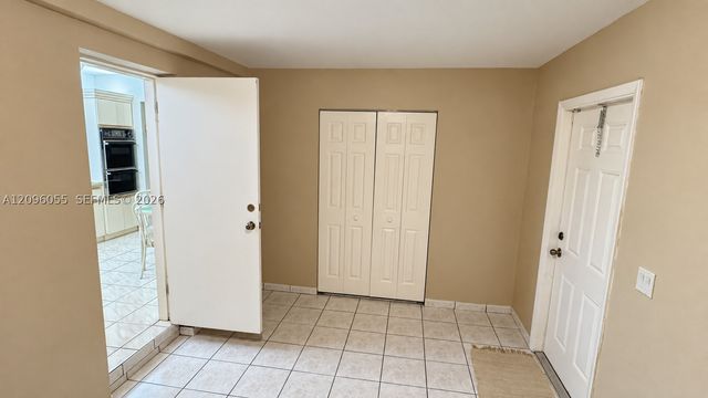 7960 SW 36th Ter, Miami, FL 33155