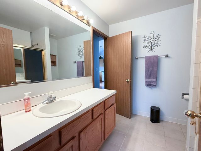 2022 N Aspen Drive, Woodstock, IL 60098