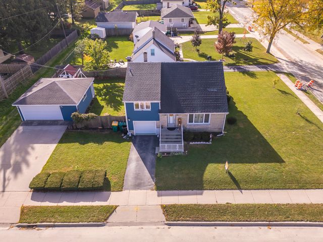 1126 N May Street, Joliet, IL 60435