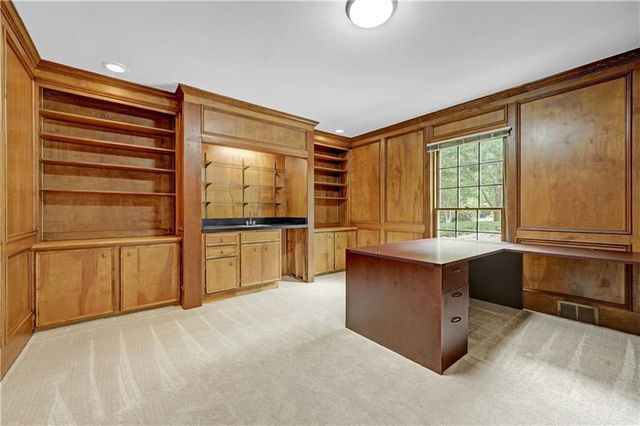 8180 Tynecastle Drive, Sandy Springs, GA 30350