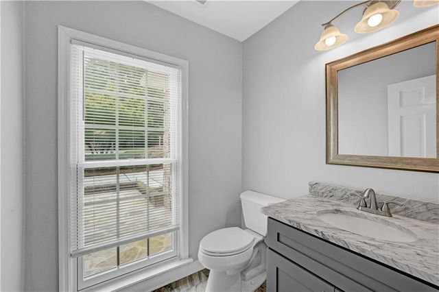 8180 Tynecastle Drive, Sandy Springs, GA 30350