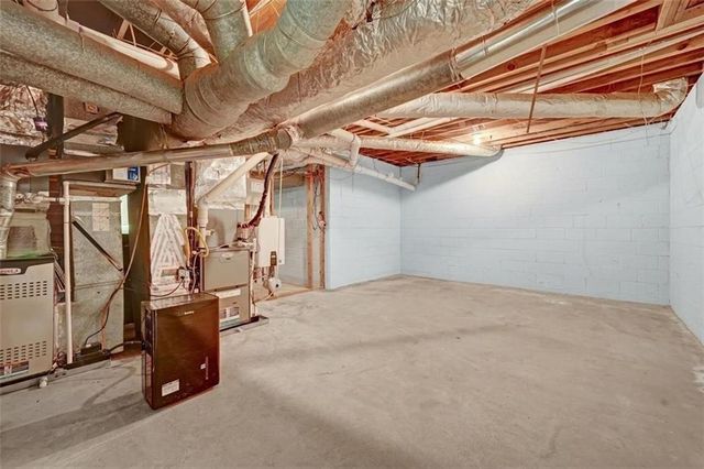 8180 Tynecastle Drive, Sandy Springs, GA 30350