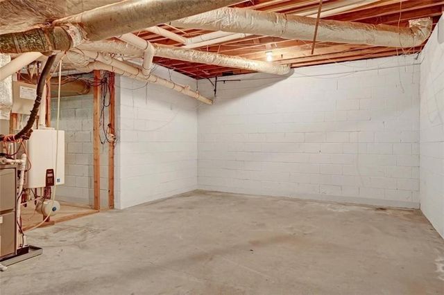 8180 Tynecastle Drive, Sandy Springs, GA 30350
