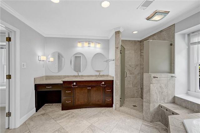 8180 Tynecastle Drive, Sandy Springs, GA 30350