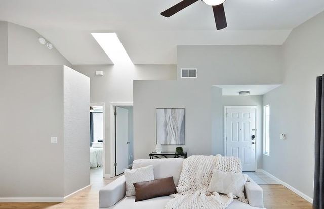 6512 Springridge Way, Elk Grove, CA 95758