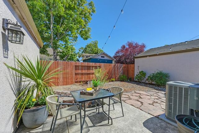 6512 Springridge Way, Elk Grove, CA 95758