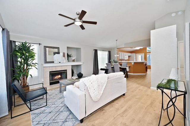 6512 Springridge Way, Elk Grove, CA 95758