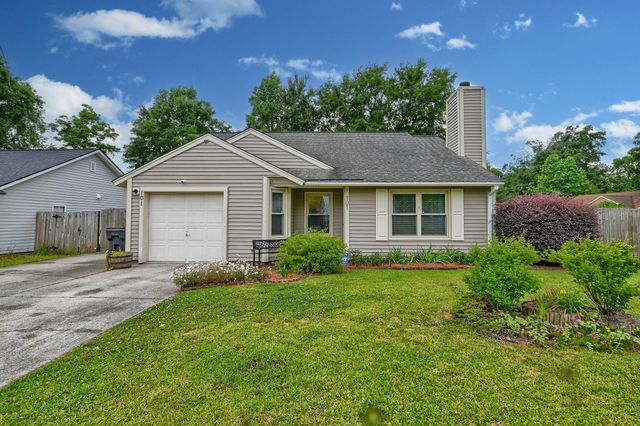 101 Coventry Road, Summerville, SC 29486