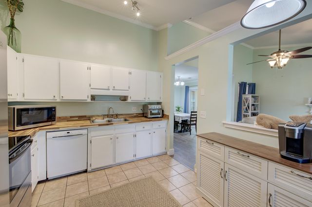 101 Coventry Road, Summerville, SC 29486