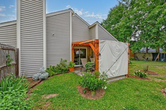 101 Coventry Road, Summerville, SC 29486