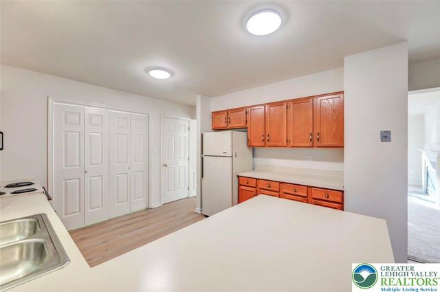 116 Eaglesmere Circle, East Stroudsburg, PA 18301