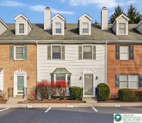 116 Eaglesmere Circle, East Stroudsburg, PA 18301