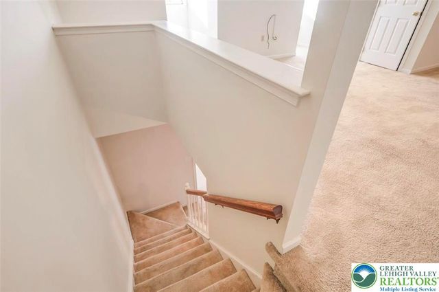 116 Eaglesmere Circle, East Stroudsburg, PA 18301