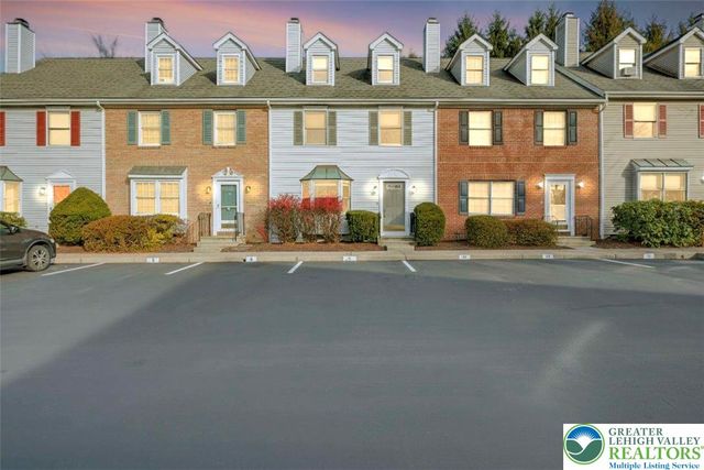 116 Eaglesmere Circle, East Stroudsburg, PA 18301