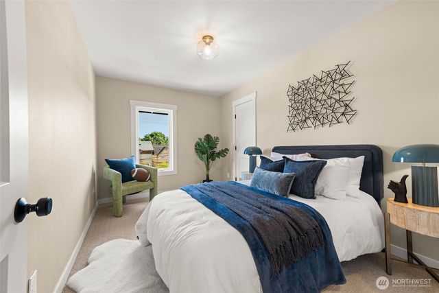 2652 NW 57th Street, Seattle, WA 98107