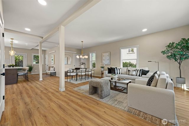 2652 NW 57th Street, Seattle, WA 98107