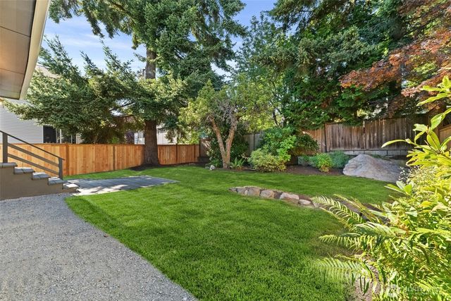 2652 NW 57th Street, Seattle, WA 98107