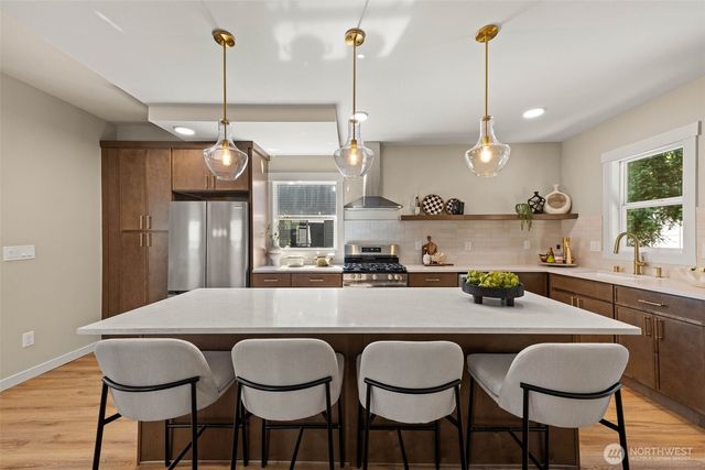 2652 NW 57th Street, Seattle, WA 98107