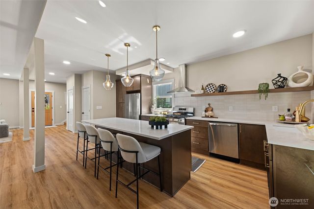 2652 NW 57th Street, Seattle, WA 98107