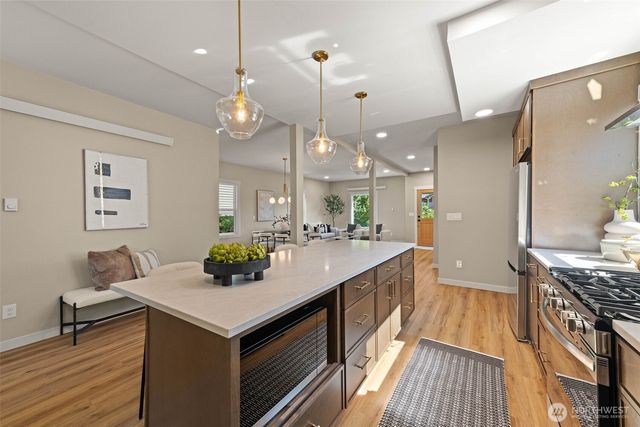 2652 NW 57th Street, Seattle, WA 98107