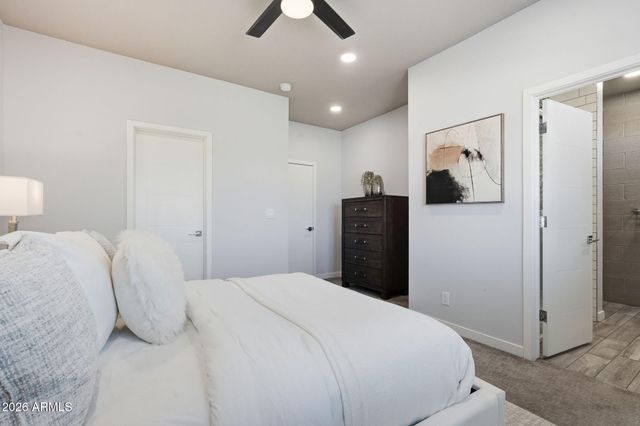 2727 E THOMAS Road 5, Phoenix, AZ 85016