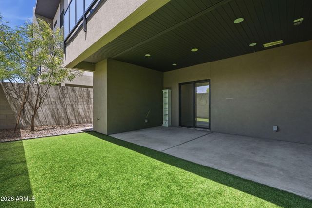 2727 E THOMAS Road 5, Phoenix, AZ 85016