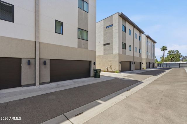 2727 E THOMAS Road 5, Phoenix, AZ 85016