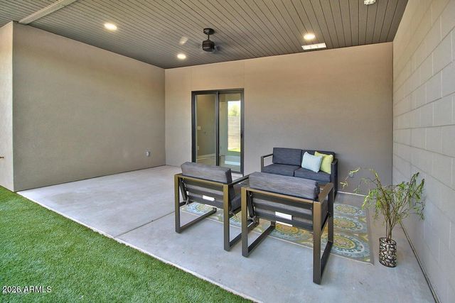 2727 E THOMAS Road 5, Phoenix, AZ 85016