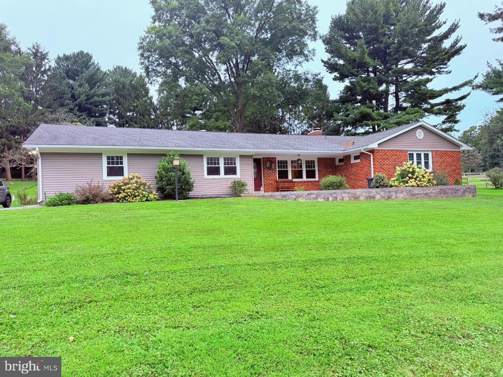 1208 WYNSIDE LN, Hampstead, MD 21074