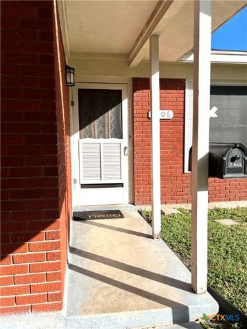 4606 Evergreen Street, Victoria, TX 77904