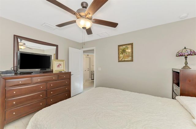 5556 N CRANBERRY BOULEVARD, North Port, FL 34286