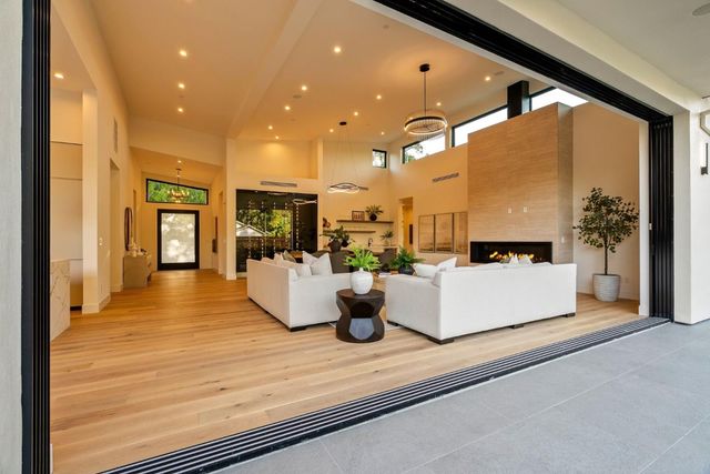 175 Beverly Lane, Los Altos, CA 94022