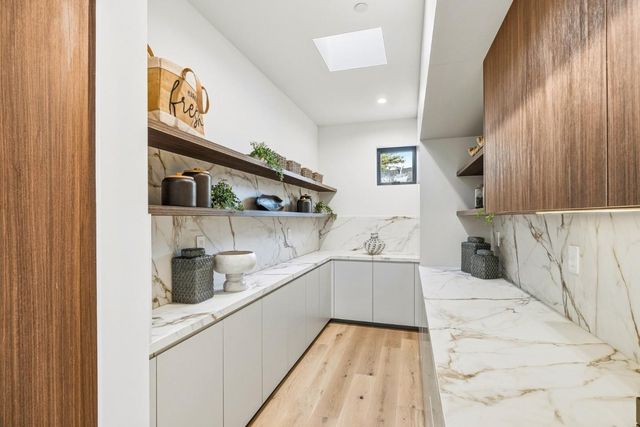 175 Beverly Lane, Los Altos, CA 94022