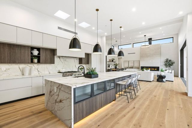 175 Beverly Lane, Los Altos, CA 94022
