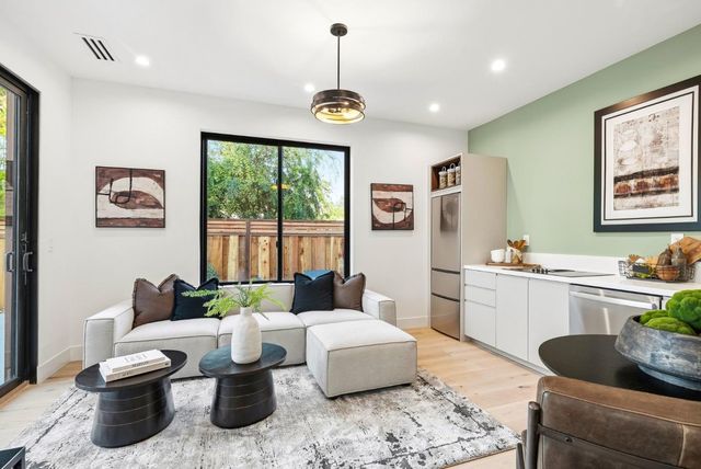 175 Beverly Lane, Los Altos, CA 94022